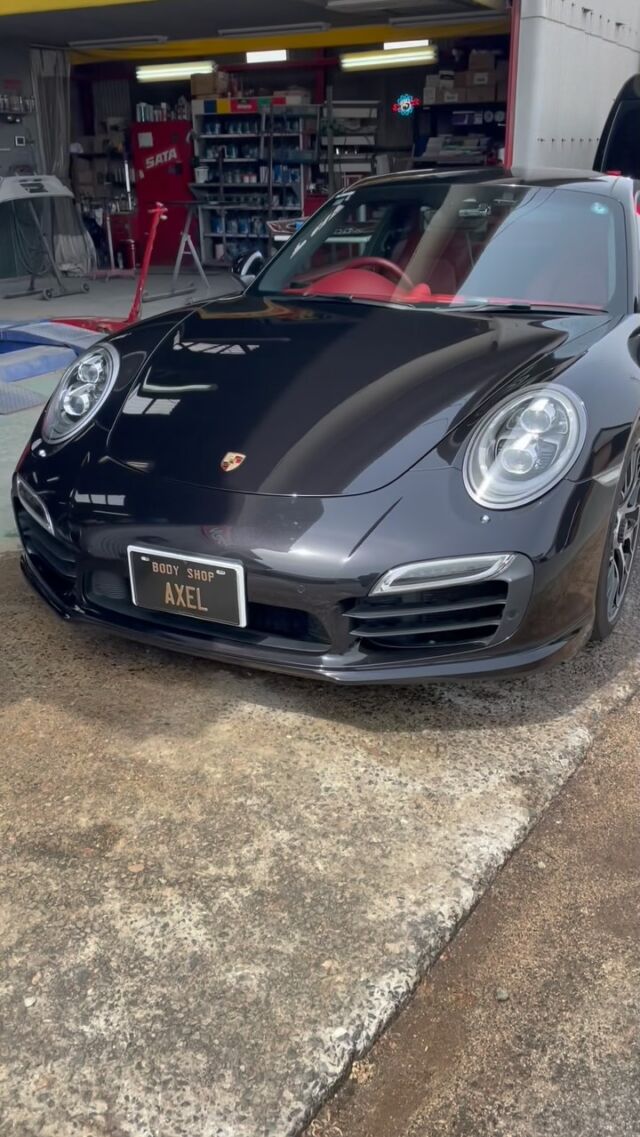 ✨
ポルシェ911ターボSの
センターロックホイールの
ガリキズ修理
ポリッシュと見せかけた
3Dペイントとブラック塗り分け
#ポルシェ911 
#porsche911turbo 
#アルミホイール修理